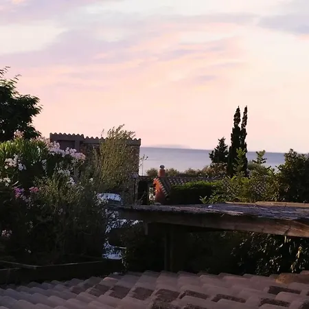 Milena Villasimius, Wifi Gratuito, Ampio Giardino A 300 M Dal Mare Vakantiehuis Villasimius