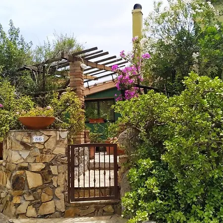 بيت للعطل Milena Villasimius, Wifi Gratuito, Ampio Giardino A 300 M Dal Mare