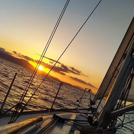 Сasa de vacaciones Milena Villasimius, Wifi Gratuito, Ampio Giardino A 300 M Dal Mare *