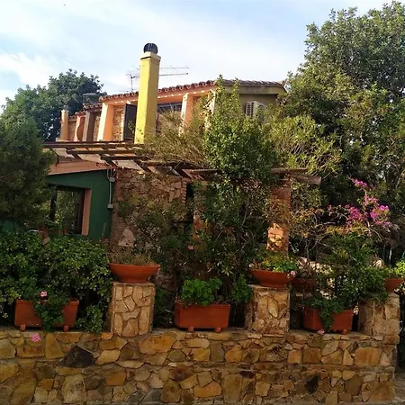 Vakantiehuis Milena Villasimius, Wifi Gratuito, Ampio Giardino A 300 M Dal Mare *